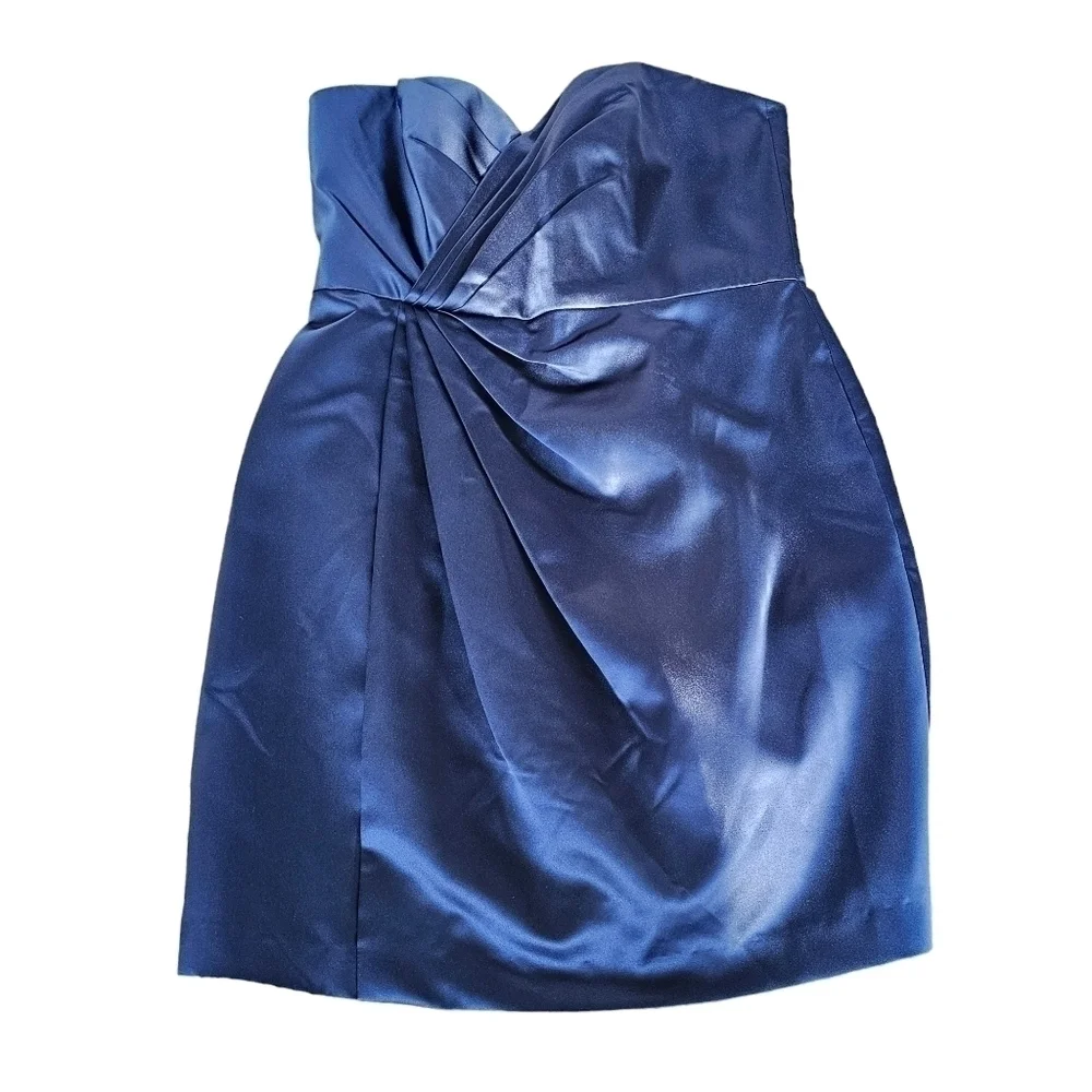 Strapless Satin Sweetheart Neckline Party Dress in Dark Blue, Size Medium
